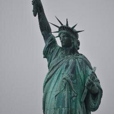 Profile Picture of Megan Chase (@dauntlesstris01) on Twitter