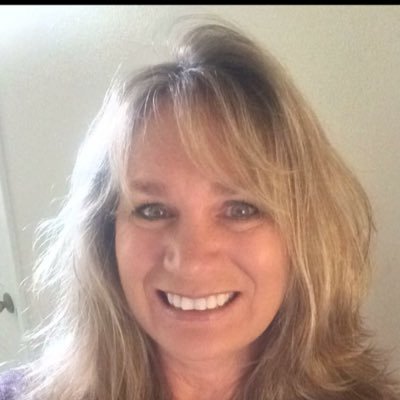 Profile Picture of Lynda Heller Wagner (@lyndawagner714) on Twitter