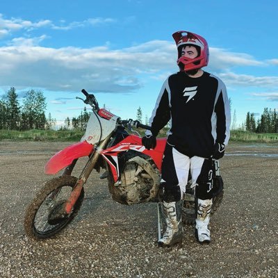 Profile Picture of Bruce Hickey (@BruceHickey11) on Twitter