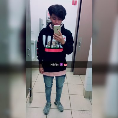 Profile Photo of Kevin Calderon (@KevinCa51098014) on Twitter