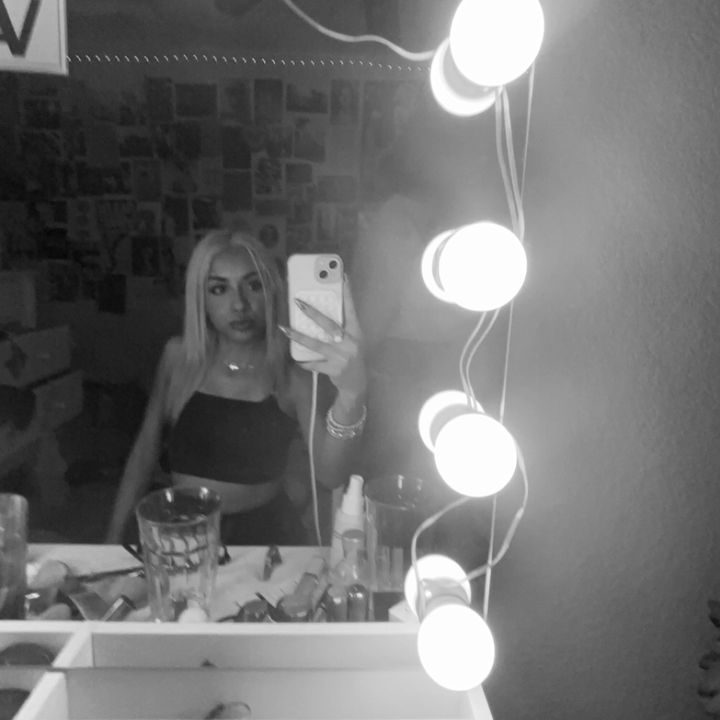 Profile Picture of angeleah (@@angeleahh) on Tiktok