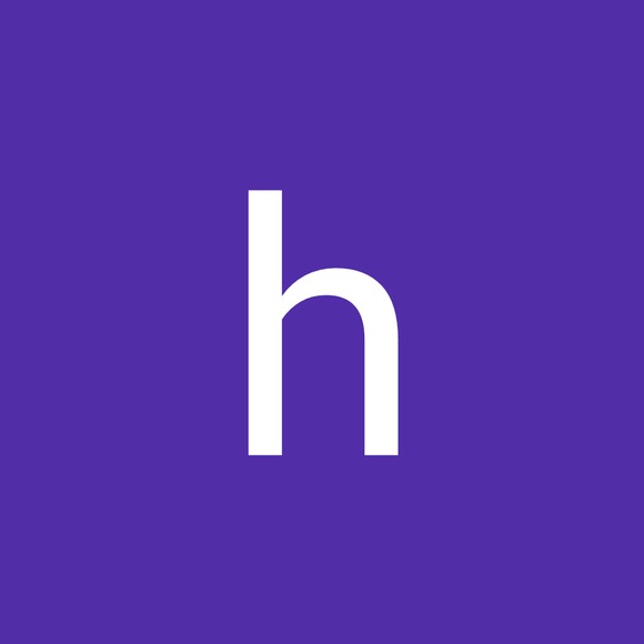 Profile Picture of Helen Soderberg (@soder606) on Poshmark