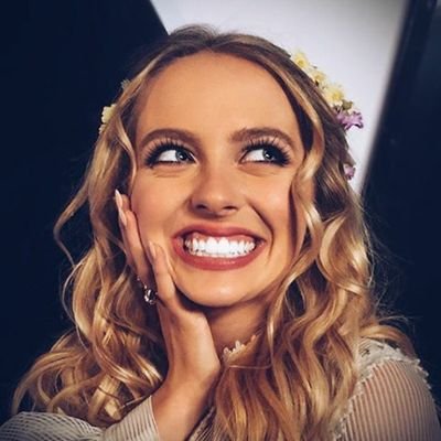 Profile Picture of Darby Anne Walker (@DarbyAnnWaker) on Twitter