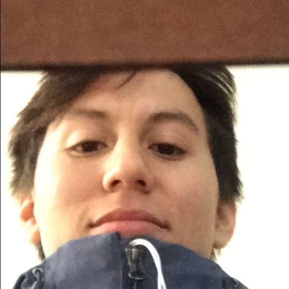 Profile Picture of Max Bopp (@bopp101) on Poshmark