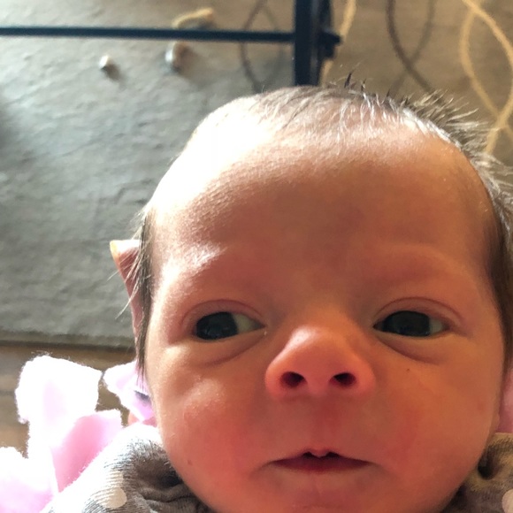 Profile Picture of Debbie Manuel (@dhulin32) on Poshmark