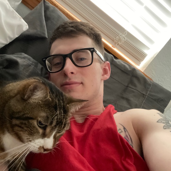 Matthew Colson - Poshmark Profile Picture of Matthew Colson (@mattyc3) on Poshmark