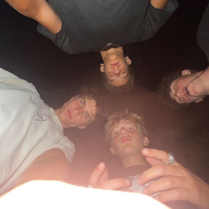 Profile Picture of kevin (@oikev2) on Tiktok