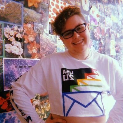 Profile Picture of Jay Lundy (@bitterbaguettes) on Twitter
