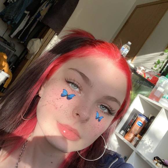 Profile Picture of Autumn Peckham (@autumnpeckham) on Poshmark