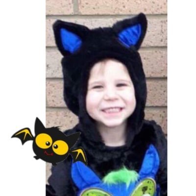 Profile Picture of Zachary Gray-Sharpe (@zac_cries) on Twitter