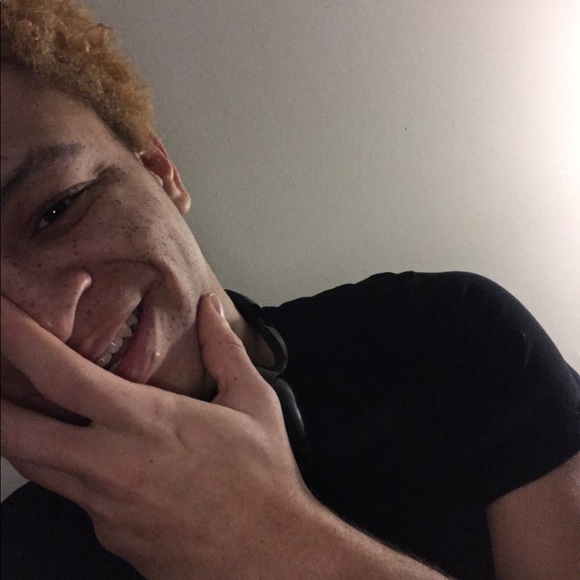 Profile Picture of Branden Matterson (@yesitsgingy) on Poshmark