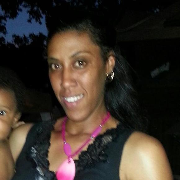 Profile Picture of Lashann Delahoussaye (@lashannd) on Poshmark