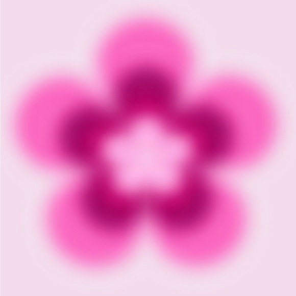 Profile Picture of Gianna Peroni (@gperoni12) on Poshmark