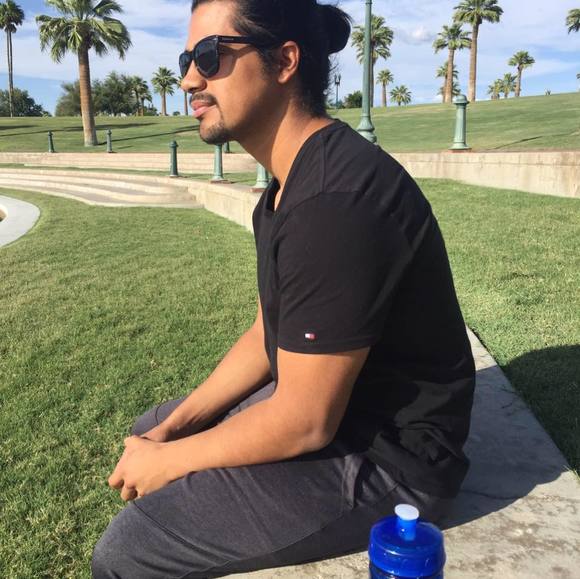 Profile Picture of Alejandro Toribio (@alextrice) on Poshmark