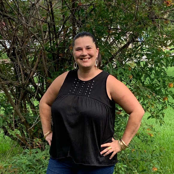 Profile Picture of Graziella Coitrone (@momof3boys76) on Poshmark