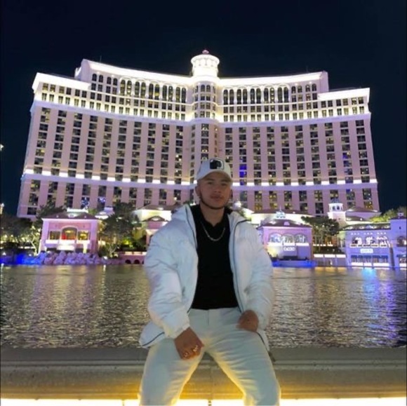 Profile Picture of Erick Guzman (@erickguzman735) on Poshmark