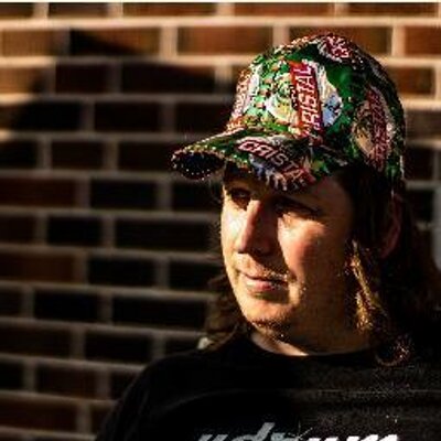 Profile Picture of Jay Leonard (@AverageAllstar) on Twitter