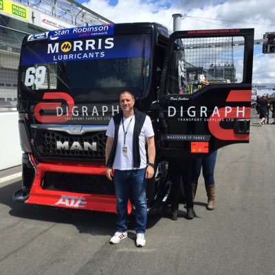 Profile Picture of Andy Griffiths (@busa7) on Twitter