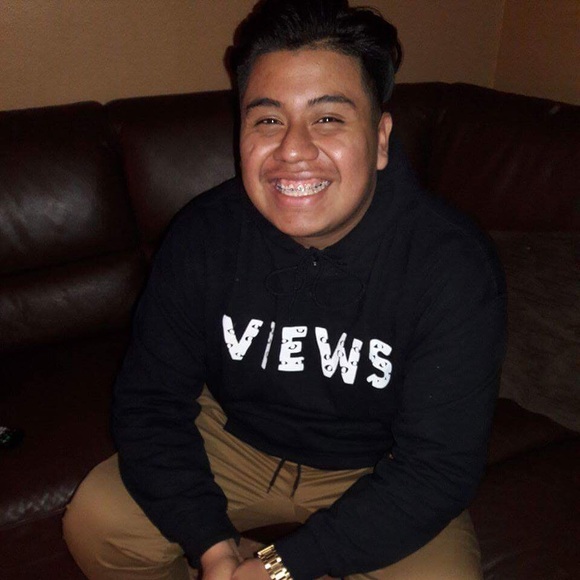 Leonardo Pablo - Poshmark Profile Picture of Leonardo Pablo (@leopablo6) on Poshmark