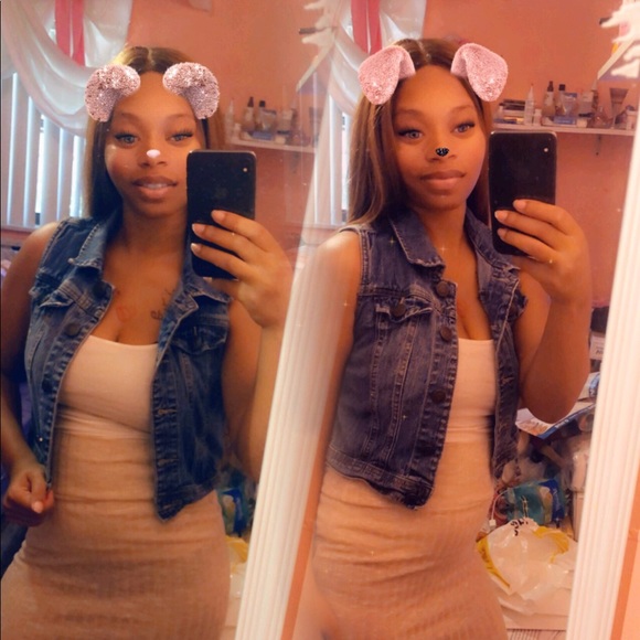 Profile Picture of Jasmine Hines (@simplee_jas91) on Poshmark