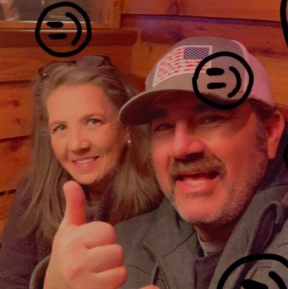 Michelle Deschamps - Poshmark Profile Picture of Michelle Deschamps (@michelledesc430) on Poshmark