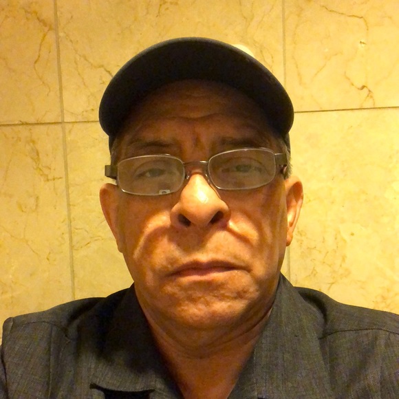 Profile Picture of Jose Daniel flores (@jfloress6161) on Poshmark