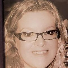 Profile Picture of Danielle Blickenstaf (@danielleblickenstaff) on Tiktok