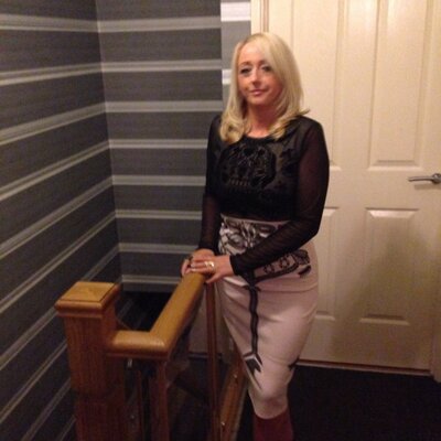 Profile Picture of Deborah Weir (@weedebs03) on Twitter