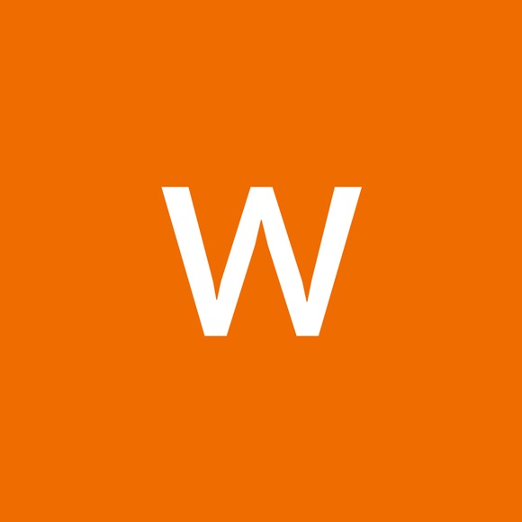 Profile Picture of Wendy Aimable (@wjaimable) on Poshmark
