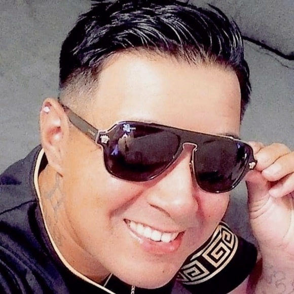 Profile Picture of Daniel Pacheco (@kingdee2386) on Poshmark