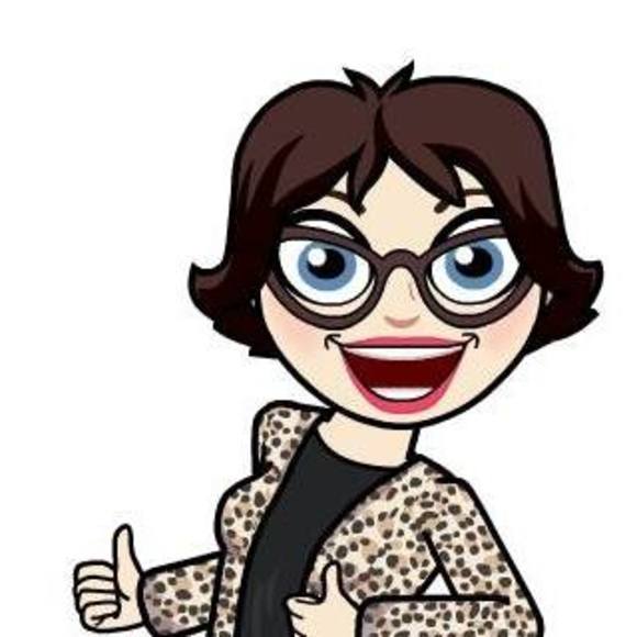 Profile Picture of Kellie Tatge (@303geneva) on Poshmark