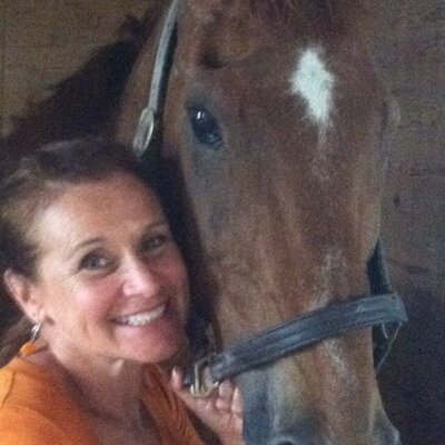 Profile Picture of Patti McLaughlin (@APLitMRHS) on Twitter