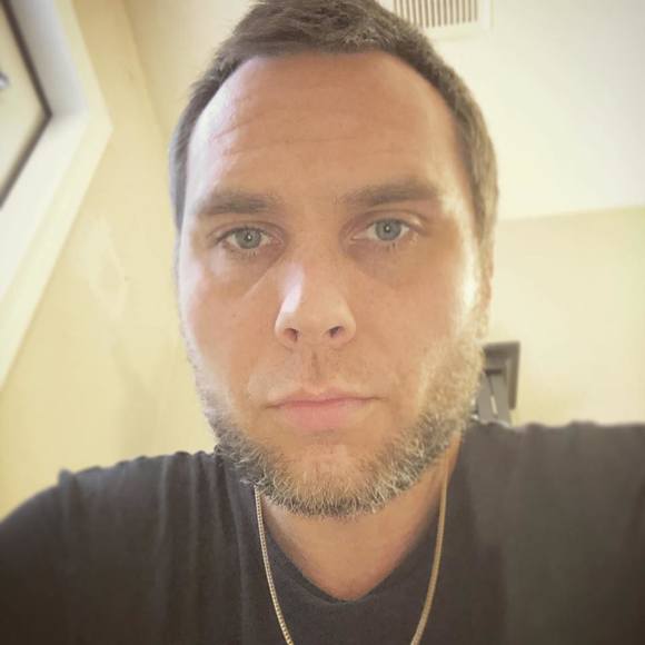 Profile Picture of Steve Sandone (@marbury343) on Poshmark