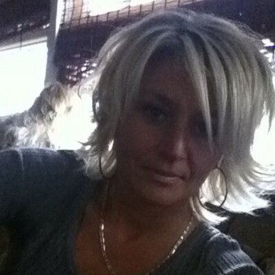 Profile Picture of Christine Pepe (@crazyblonde37) on Twitter