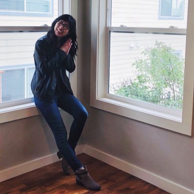 Profile Picture of Vivian-Tram Hoang (@vivvybobby) on Twitter