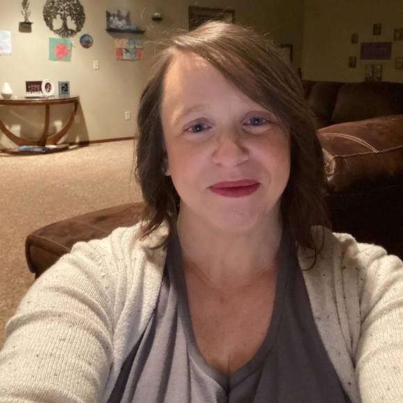 Shannon Macrunnels - Poshmark Profile Picture of Shannon Macrunnels (@sjtp2013) on Poshmark