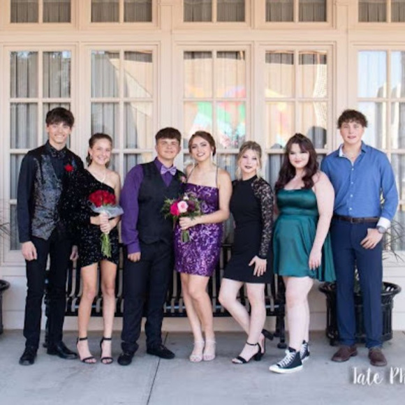 Profile Picture of Hayden Simon (@hayboparino) on Poshmark