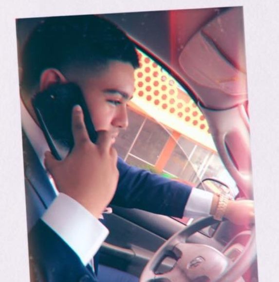 Profile Picture of Kevin Gamez (@keving63) on Poshmark