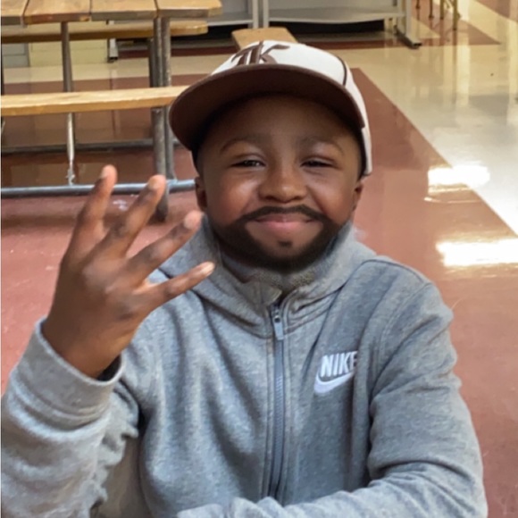 Profile Picture of Adegbite Adedigba (@lil9bxte) on Poshmark
