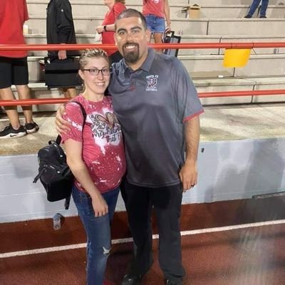 Profile Picture of Coach Joel Flores (@CoachFlores20) on Twitter