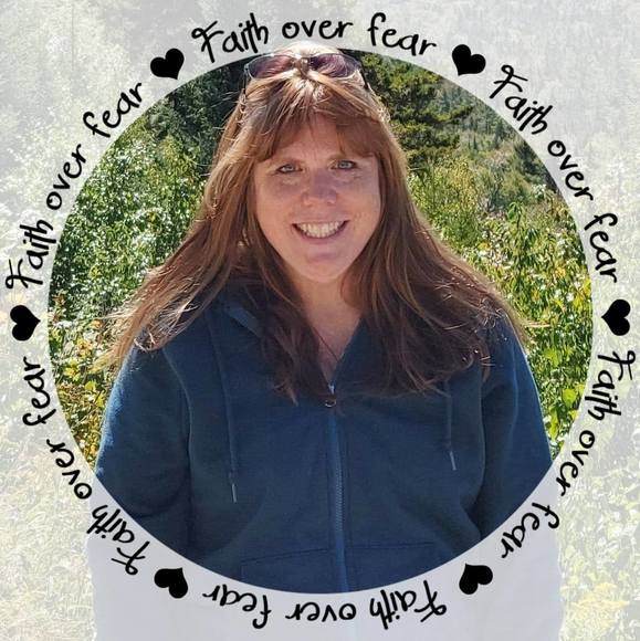 Profile Picture of Tammy Poitras (@ttammytwin) on Poshmark