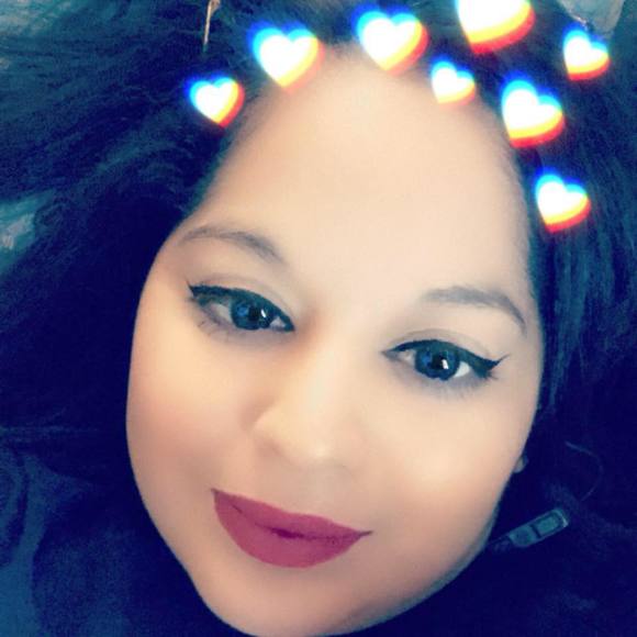 Mayra Luquin - Poshmark Profile Picture of Mayra Luquin (@mayluquin21) on Poshmark