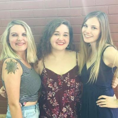Profile Picture of Mara JoAnn (@Mara_Neumann44) on Twitter