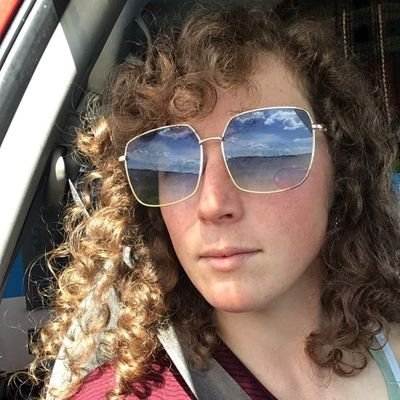 Profile Picture of Roy Roxanne (@RoyRoxanne1) on Twitter