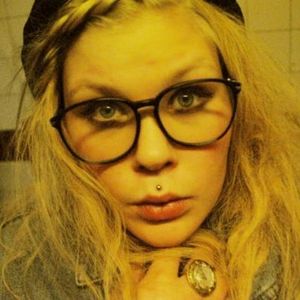 Profile Picture of Linda Palm (@lindapalm) on Myspace