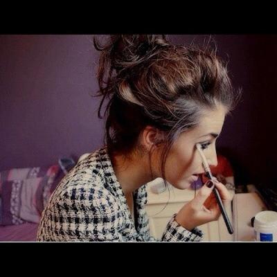 Profile Picture of Bonnie Wolfe (@nigerspine44) on Twitter