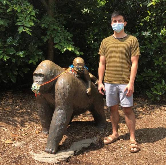 Profile Picture of Julian Serrano (@jserrano0218) on Poshmark