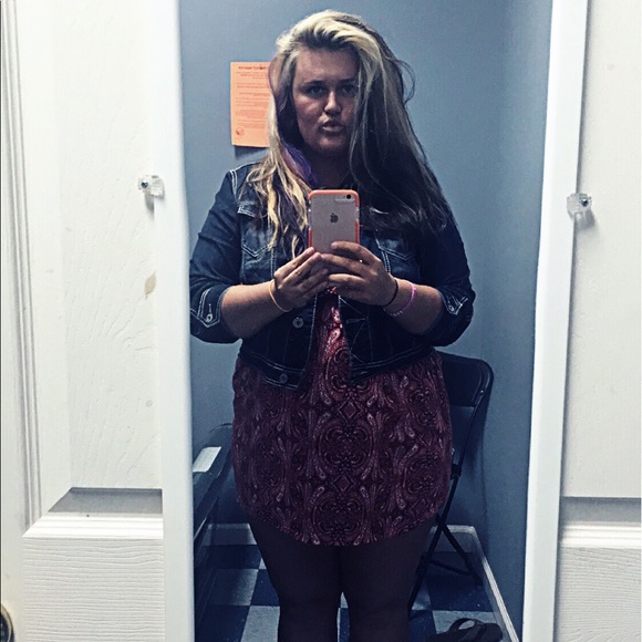 Profile Picture of Chyna Wilson (@chytay) on Poshmark