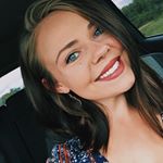 Profile Picture of 𝕤𝕦𝕤𝕒𝕟 𝕨𝕙𝕚𝕥𝕟𝕖𝕪 𝕓𝕖𝕒𝕣𝕕 🌿 (@sueswhit) on Instagram