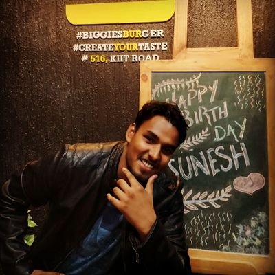Profile Picture of Shashank Pandey (@suman1997pandey) on Twitter